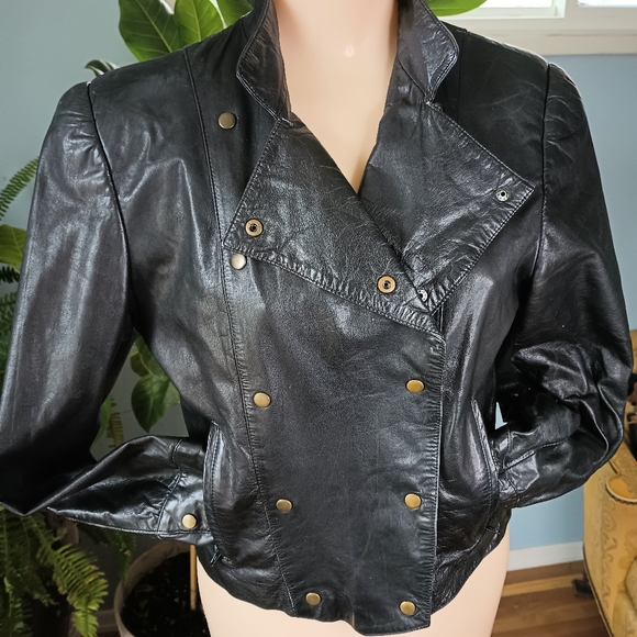 Wilson's Women's Genuine Leather Cropped Motorcycle Jacket - Picture 6 of 16